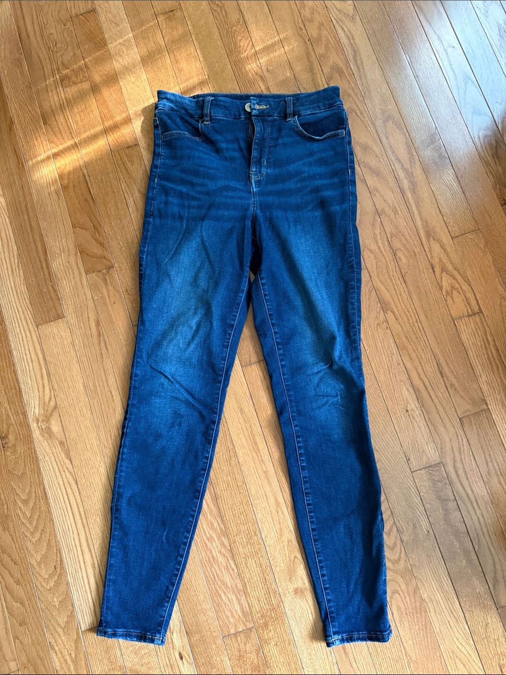 American Eagle Outfitters Dark Blue Skinny Jeans